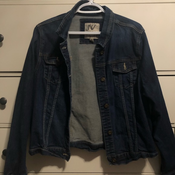 Jean jacket - Picture 2 of 4